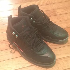 Selling A pair of Air Jordan 12 Retro